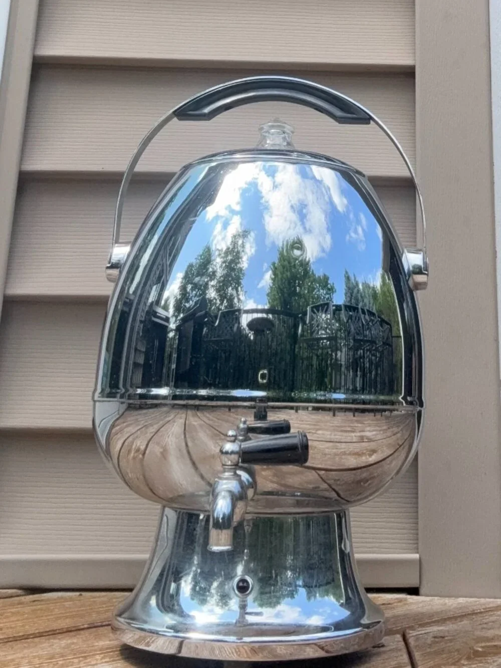 Vintage Art Deco Royal Hallmark Robeson Electric Coffee Percolator Chrome Finish